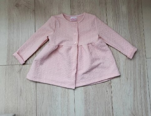 Zdjęcie oferty: Narzutka sweter dla dziewczynki,  roz. 86 