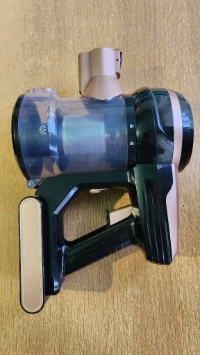 Zdjęcie oferty: Odkurzacz pionowy Adler AD 7044