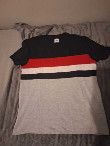 Zdjęcie oferty: Koszulka z krótkim rękawem Zara L