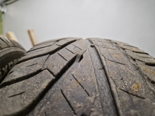 Zdjęcie oferty: Opony Letnie Toyota Prius Uniroyal The Rain Tyre 1