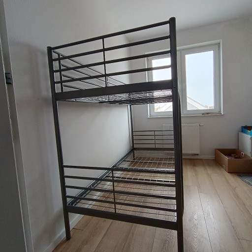 Zdjęcie oferty: SVÄRTA łóżko piętrowe ikea metalowe