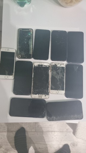 Zdjęcie oferty: Paczka iphone 7,8,X,11 na czesci