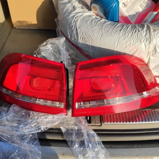 Zdjęcie oferty: Lampy tył passat B7 13 r 4 szt (komplet) + stop 