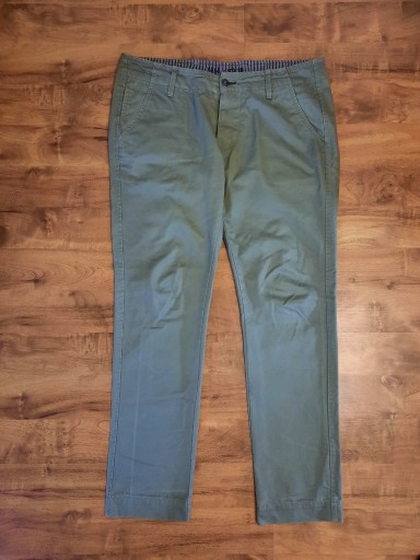 Zdjęcie oferty: Spodnie typu chinos chinosy z bawełny NN07 W34L32