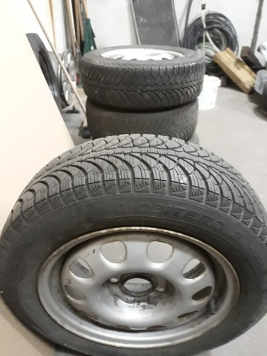 Zdjęcie oferty: koła golf III opony zimowe fulda  4szt. 185/60r14