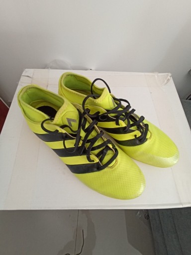 Zdjęcie oferty: Buty Adidas halówki 