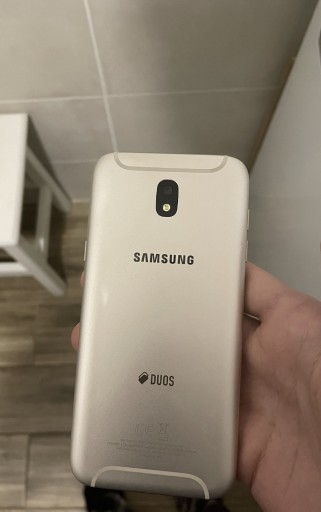Zdjęcie oferty: Samsung galaxy j5 2017 gold