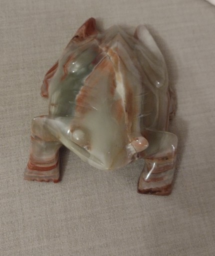 Zdjęcie oferty: Żaba z kamienia, figurka 