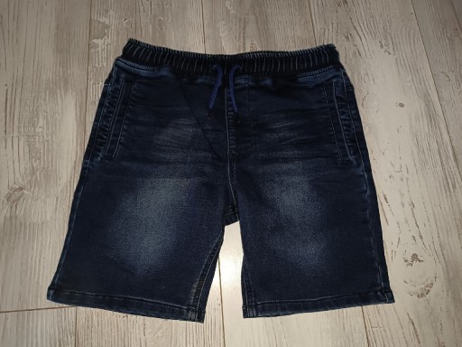 Zdjęcie oferty: Modne spodenki miękki jeans 152 Next 