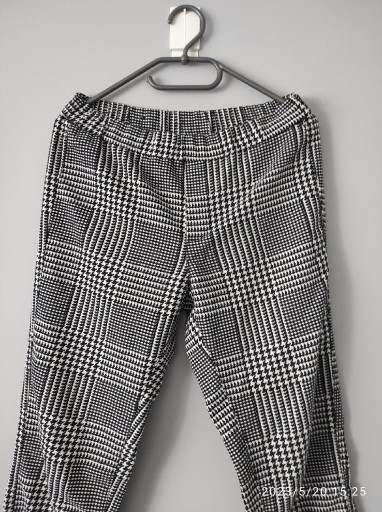 Zdjęcie oferty: Spodnie eleganckie legginsy w kratkę 