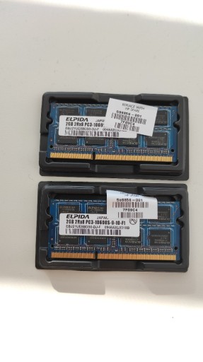 Zdjęcie oferty: Dwie Kości DDR3 2GB 2RX8 PC3-10600S-9-10-F1