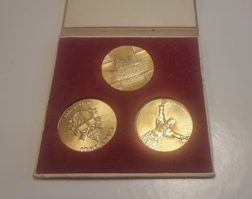Zdjęcie oferty: 3 Medale Pielgrzymka JP II do p.Jasnogórskiej 1983
