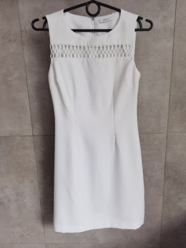Zdjęcie oferty: GUESS sukienka letnia biała r. XS