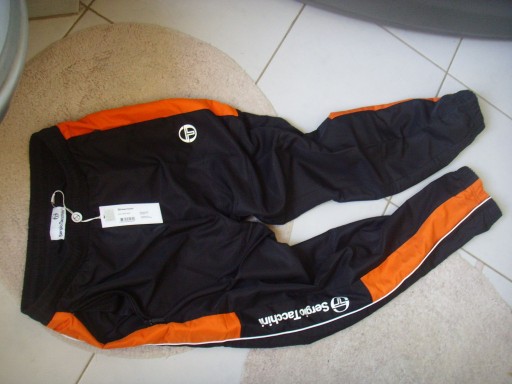 Zdjęcie oferty: Nowe spodnie dresowe Sergio Tacchini tenis