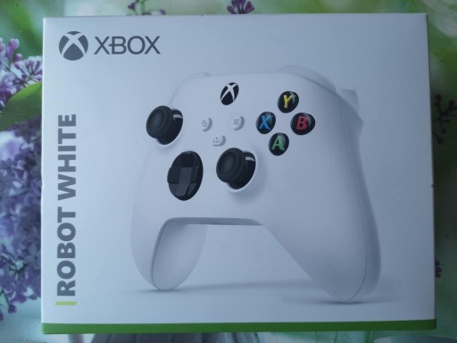 Zdjęcie oferty: Nowy z gwarancją Pad Microsoft Xbox Series robot white