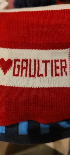 Zdjęcie oferty: Jean Paul Gaultier szalik