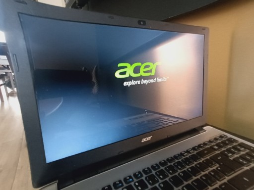 Zdjęcie oferty: Laptop Acer Aspire V15