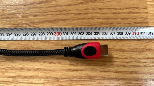 Zdjęcie oferty: Kabel HDMI 3m w bardzo dobrym stanie
