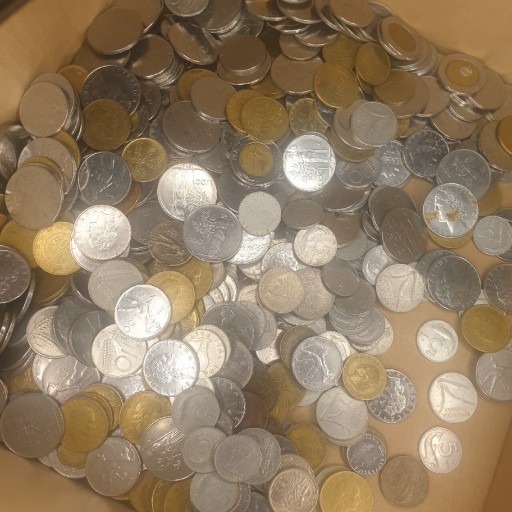 Zdjęcie oferty: Włochy zestaw monet o wadze 0.5 kg