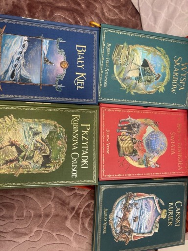 Zdjęcie oferty: książki z kolekcji 2022 dla dzieci z ilustracjami 