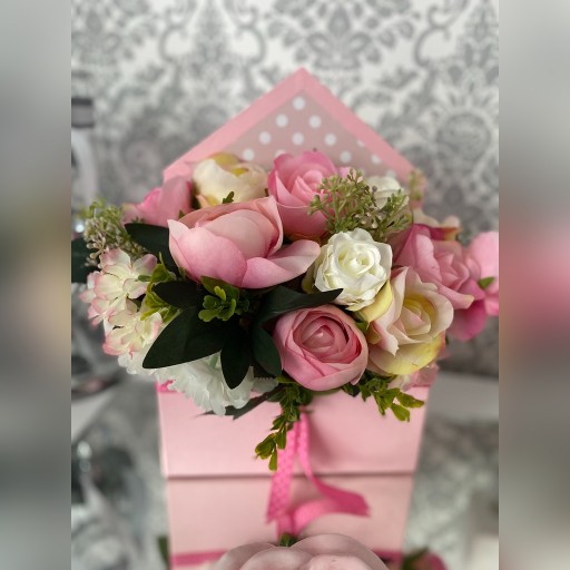 Zdjęcie oferty: Flower box w kopertowym pudełku rękodzieło