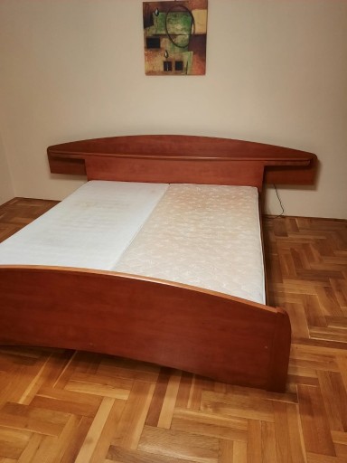 Zdjęcie oferty: Łóżko do spania 180x210