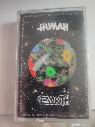 Zdjęcie oferty: Human - earth , kaseta magnetofonowa 