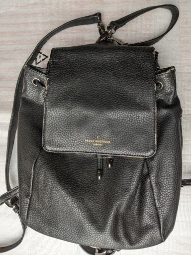 Zdjęcie oferty: Mały czarny plecaczek, 25x25 cm