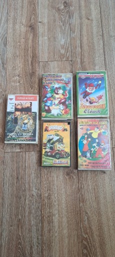 Zdjęcie oferty: 5 kaset vhs, bajki