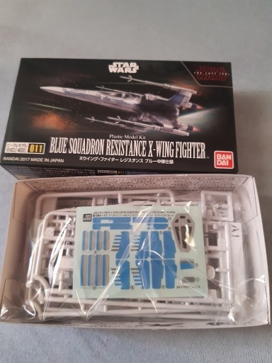 Zdjęcie oferty: X-wing Blue Squadron Resistance X 1:144 Bandai