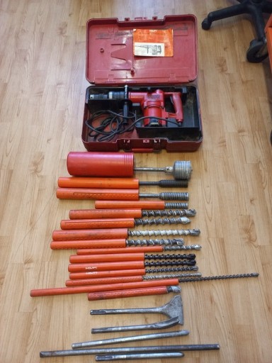 Zdjęcie oferty: MŁOT UDAROWO OBROTOWY HILTI TE 72 + OSPRZĘT