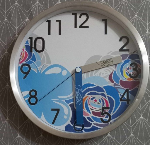 Zdjęcie oferty: zegar ścienny , średnica 30cm