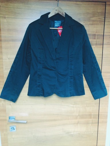 Zdjęcie oferty: nowy zielony blazer zakiet na wiosne