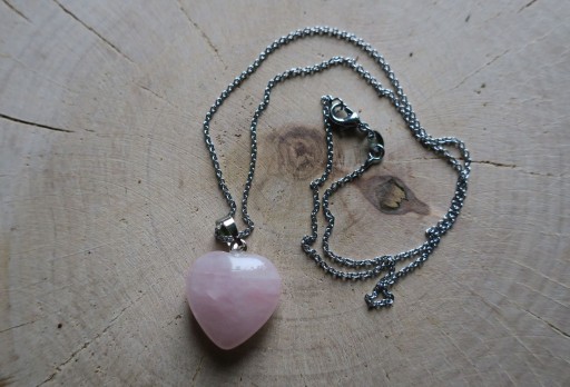Zdjęcie oferty: Wisiorek serduszko różowy kwarc naszyjnik serce