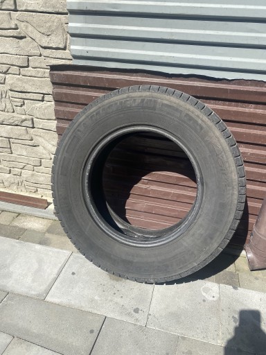 Zdjęcie oferty: Opony Michelin 215/75 R 16C