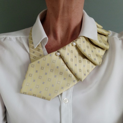Zdjęcie oferty: Krawat damski - dodatek do bluzki, koszuli, swetra