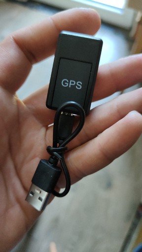 Zdjęcie oferty: GPS do śledzenia, podsłuch. Działa z kartą SIM 
