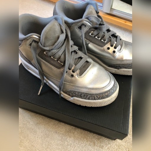 Zdjęcie oferty: Buty Jordan 3 Retro Premium Heiress Metallic 