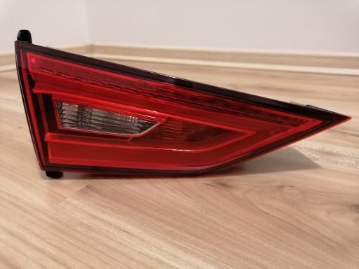 Zdjęcie oferty: Audi A3 S3 sedan Lampy tył kpl. klapa prawa i lewa
