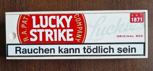 Zdjęcie oferty: Lucky Strike pudełko na papierosy Vintage