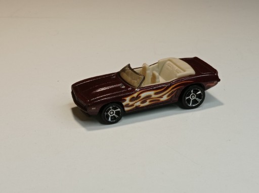 Zdjęcie oferty: 69 Camaro hot wheels 