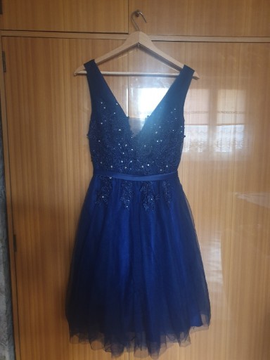 Zdjęcie oferty: Granatowa tiulowa sukienka S jak nowa koronka
