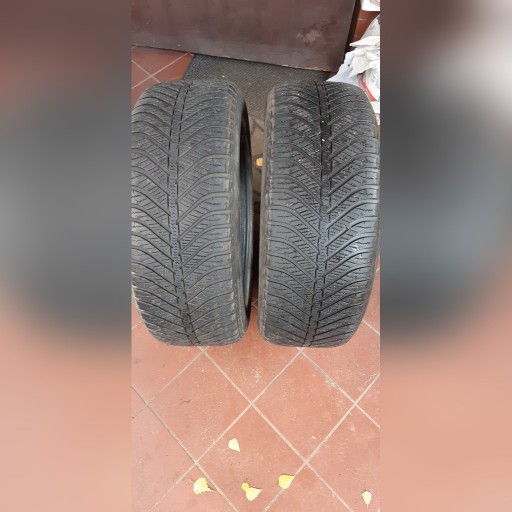 Zdjęcie oferty: 2x Opony zimowe Goodyear 4 season 205/55/16