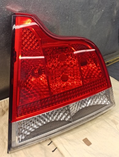 Zdjęcie oferty: Volvo s60 lampa reflektor prawy tył tylna polift