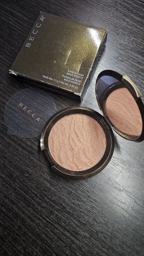 Zdjęcie oferty: Becca - Sunlit Bronzer, Maui Nights. Bronzer