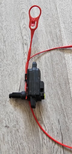 Zdjęcie oferty: Siłownik klapki wlewu AUDI 4M0862153B 