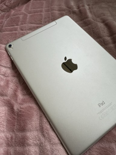 Zdjęcie oferty: IPad Pro 9,7, 32 GB, Cellular, ŚWIETNY STAN 