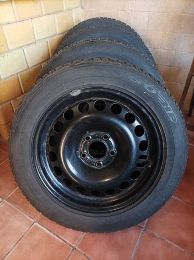 Zdjęcie oferty: Opony zimowe z felgami 16cali Opel