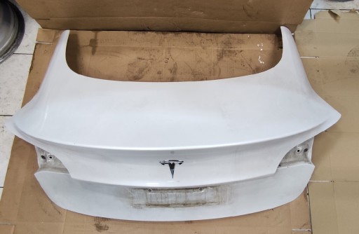 Zdjęcie oferty: Klapa bagażnika Tesla 3 