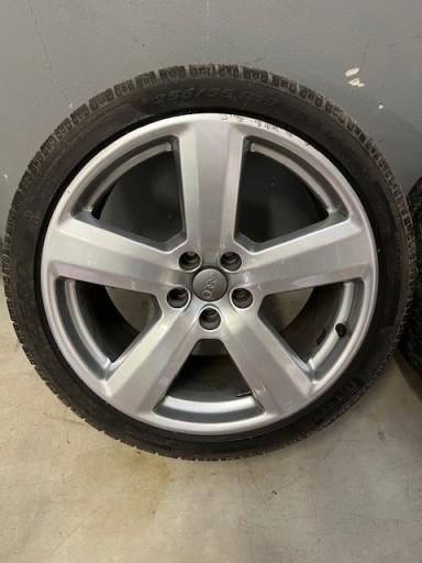 Zdjęcie oferty: Felgi Audi Rs6 C5 9x19 et35 2 sztuki 4B36010250